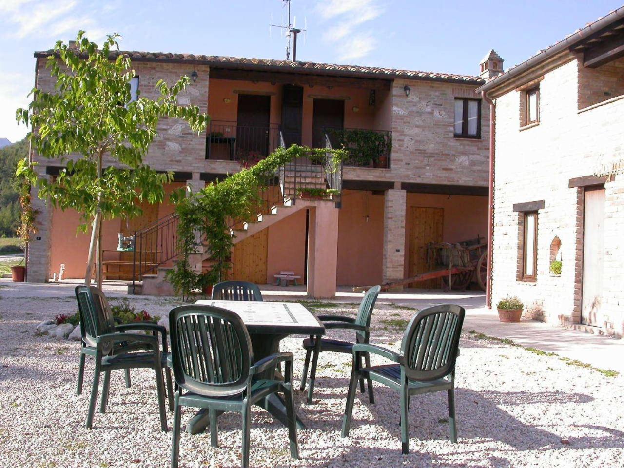 Antica Dimora Guest House Sarnano Exterior photo