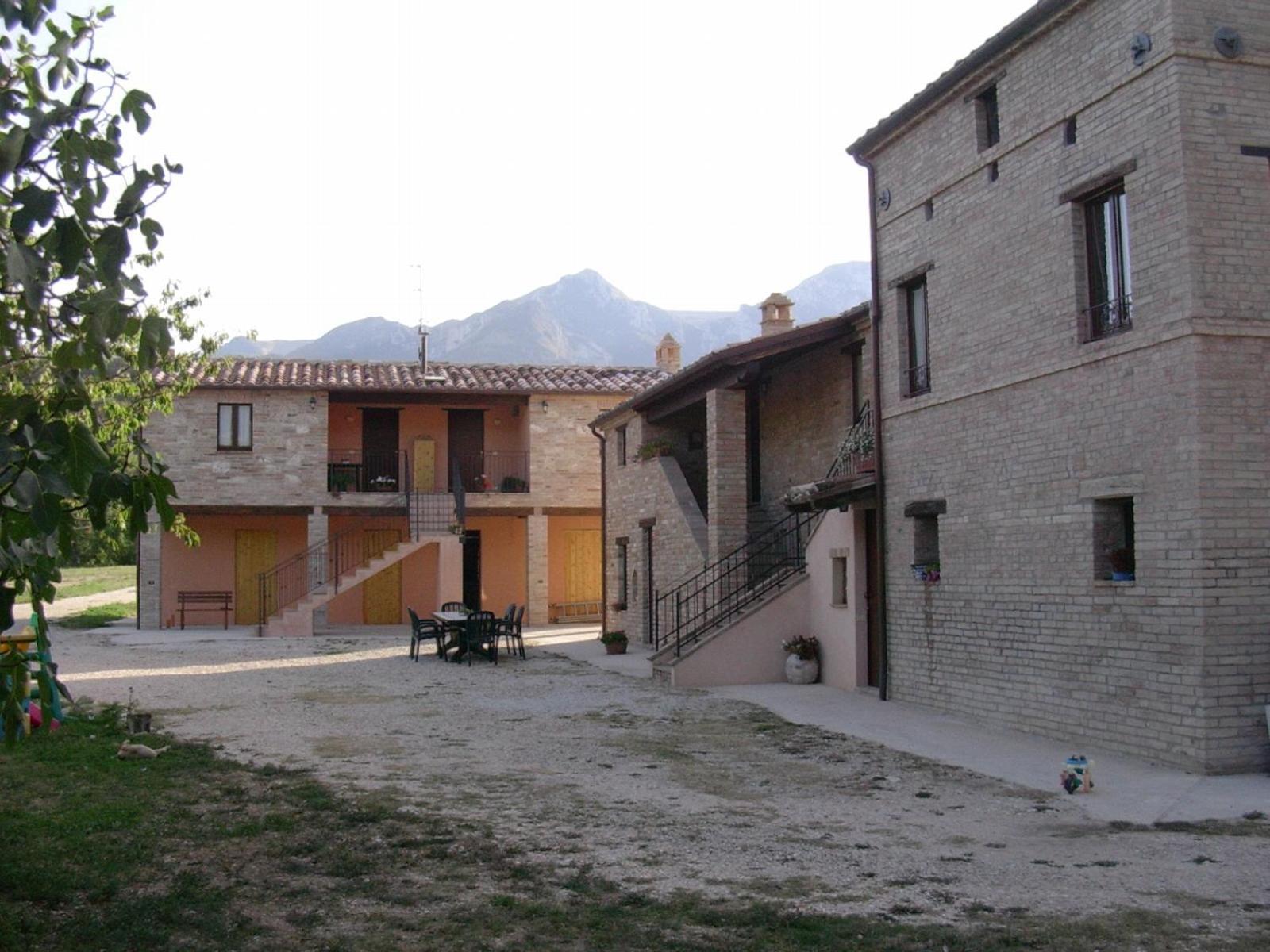 Antica Dimora Guest House Sarnano Exterior photo