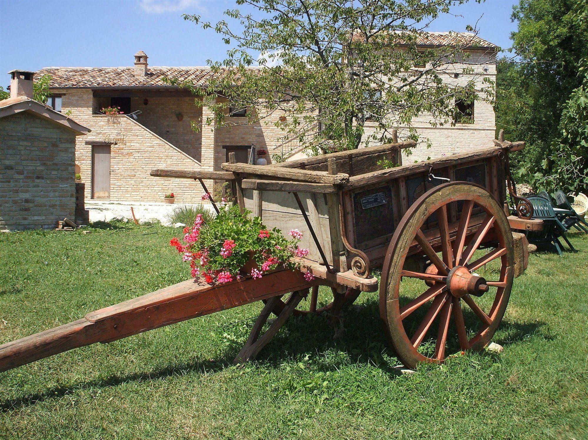 Antica Dimora Guest House Sarnano Exterior photo