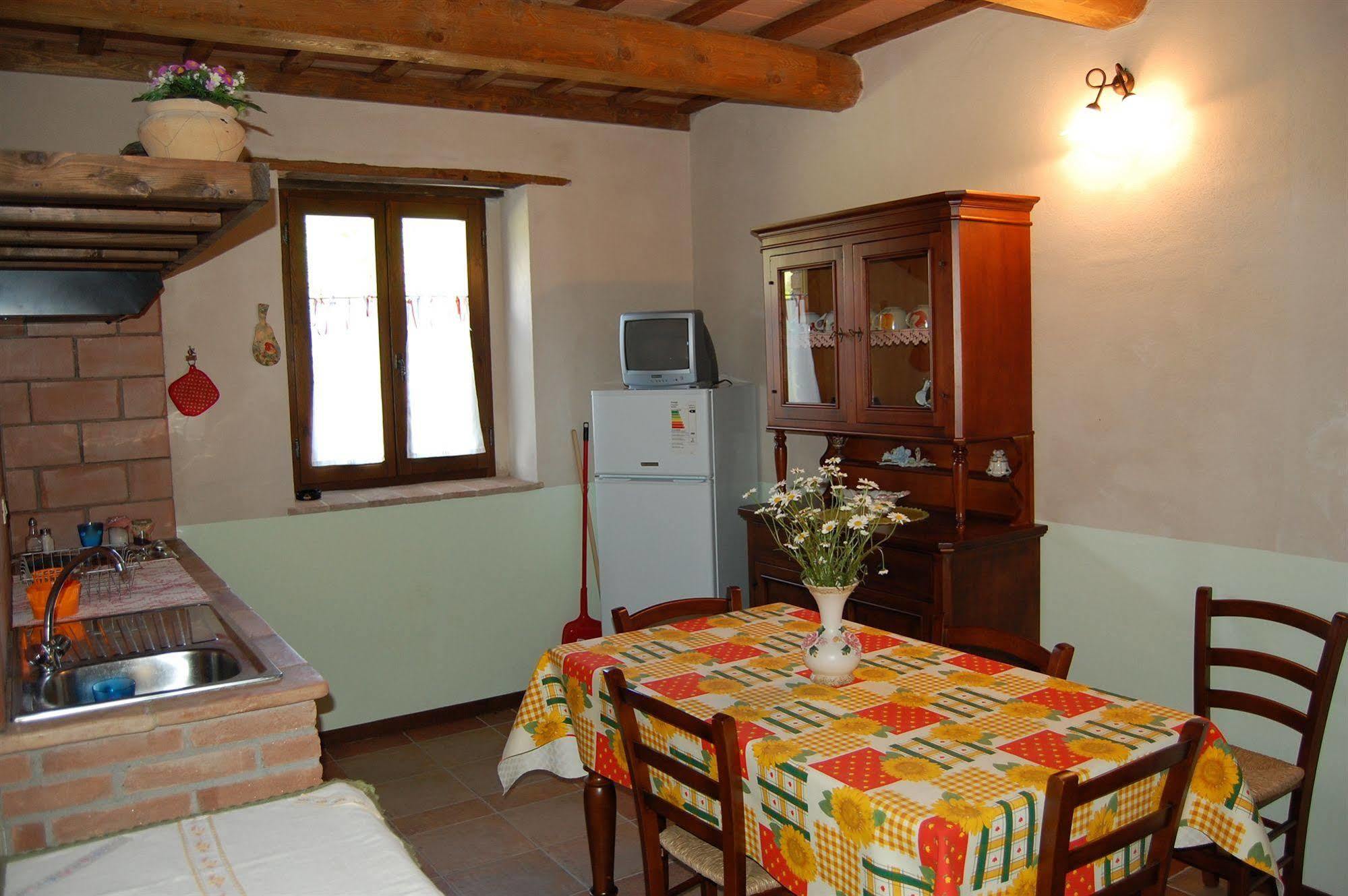 Antica Dimora Guest House Sarnano Exterior photo