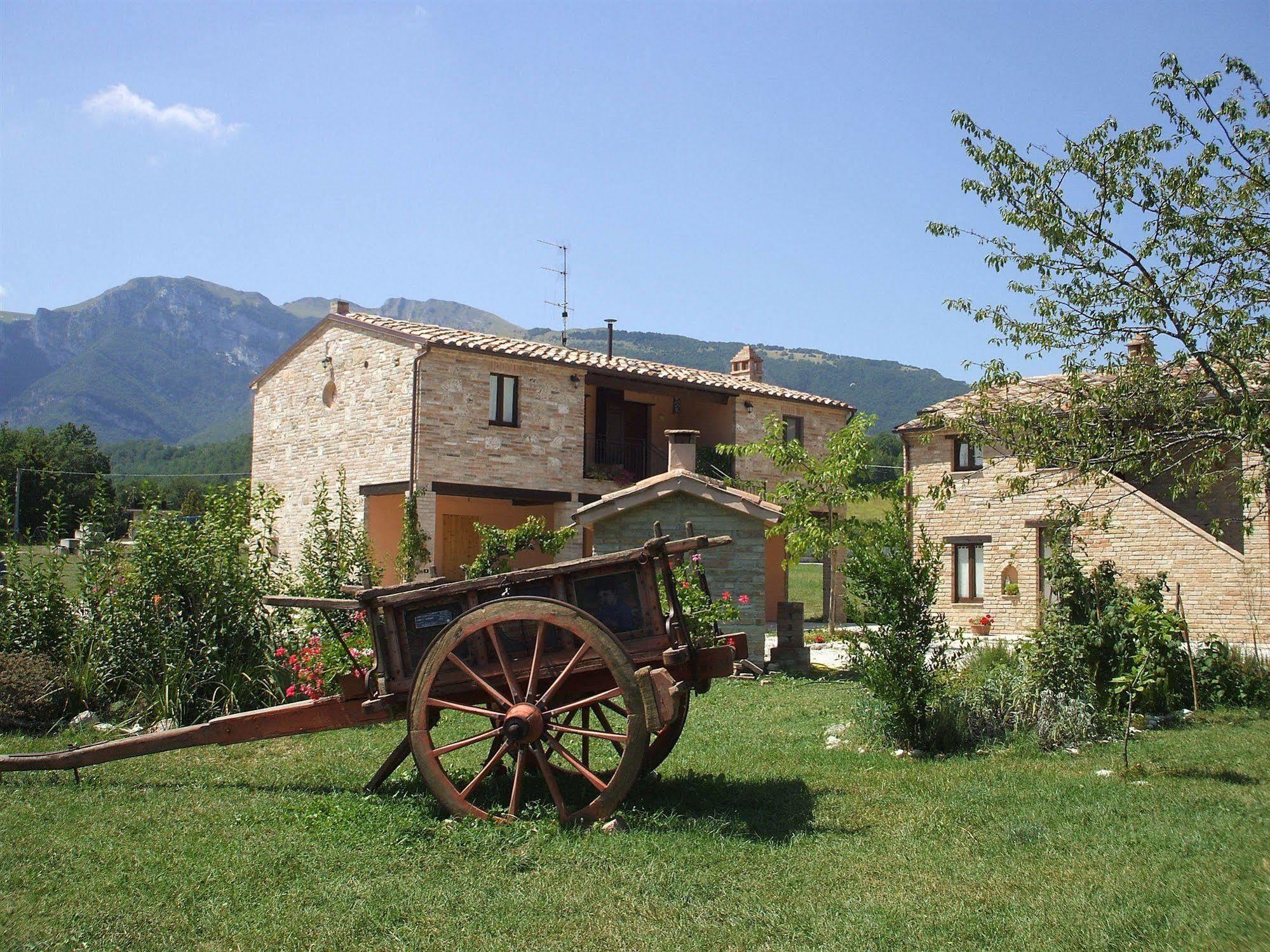 Antica Dimora Guest House Sarnano Exterior photo
