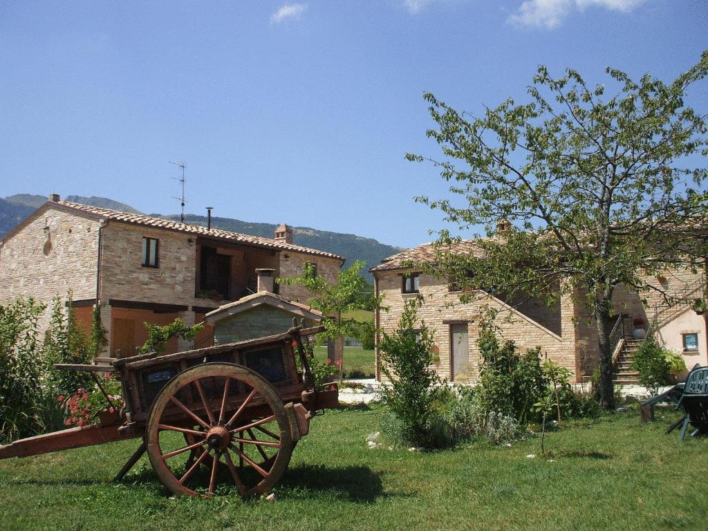Antica Dimora Guest House Sarnano Exterior photo